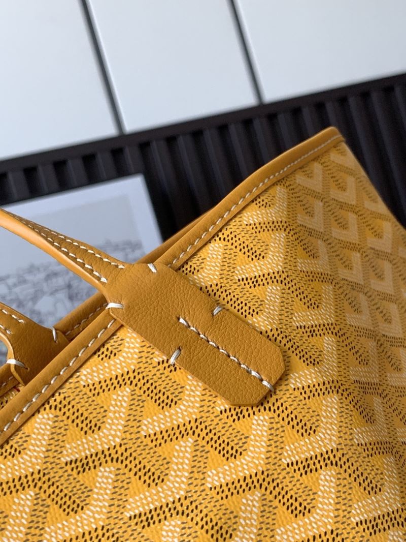 Goyard Shopping Bags